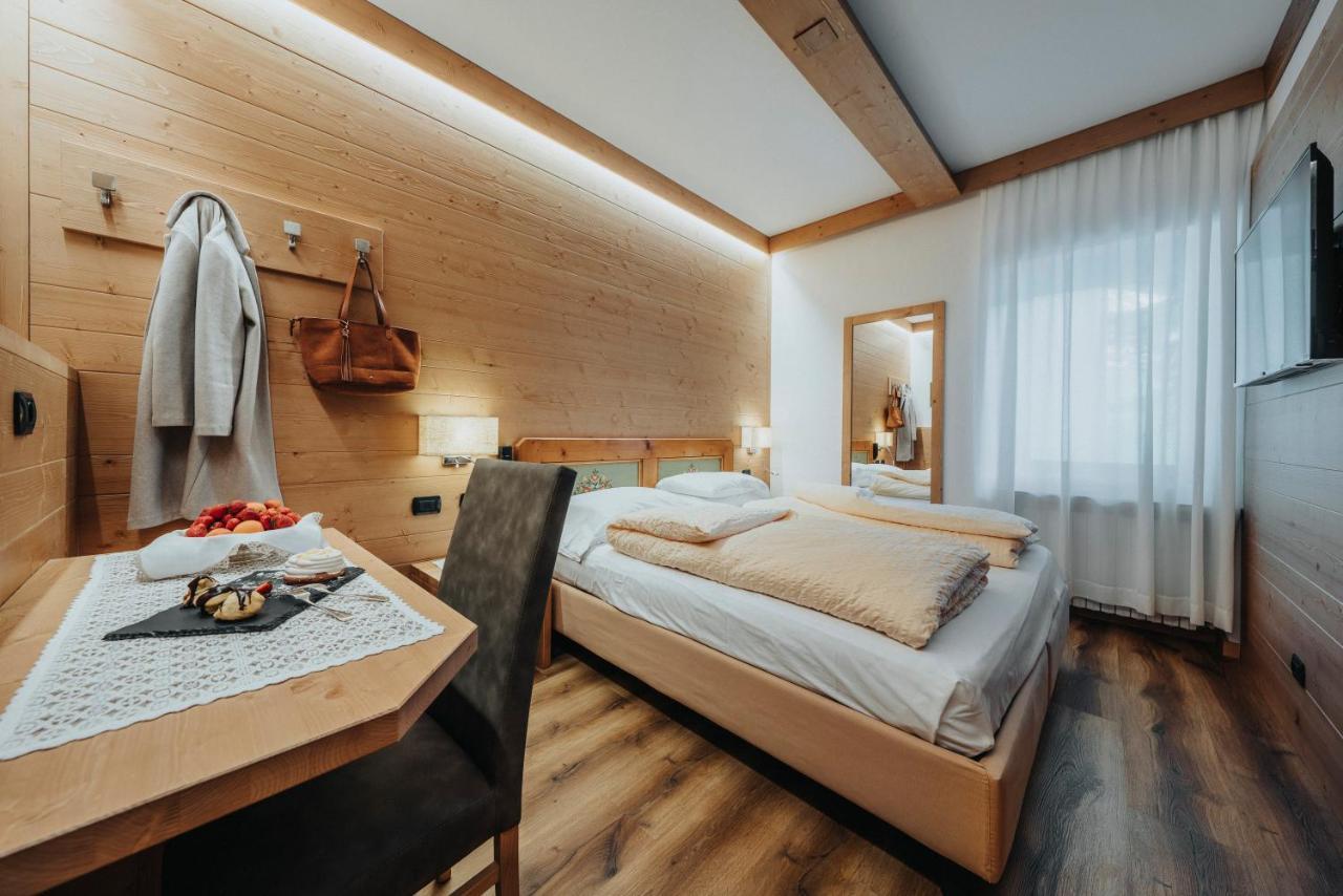 Hotel Menardi Кортина-д'Ампеццо Экстерьер фото