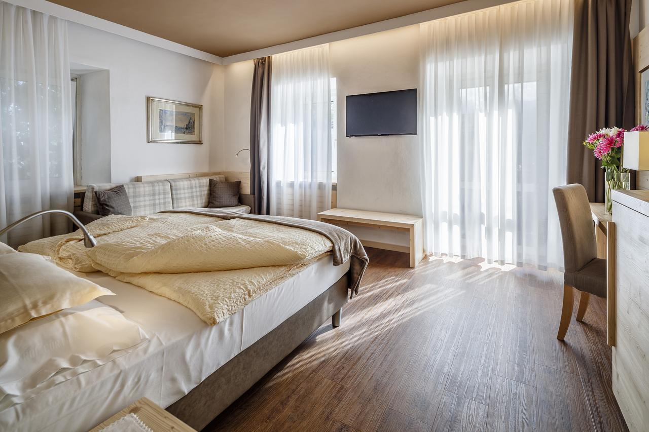 Hotel Menardi Кортина-д'Ампеццо Экстерьер фото